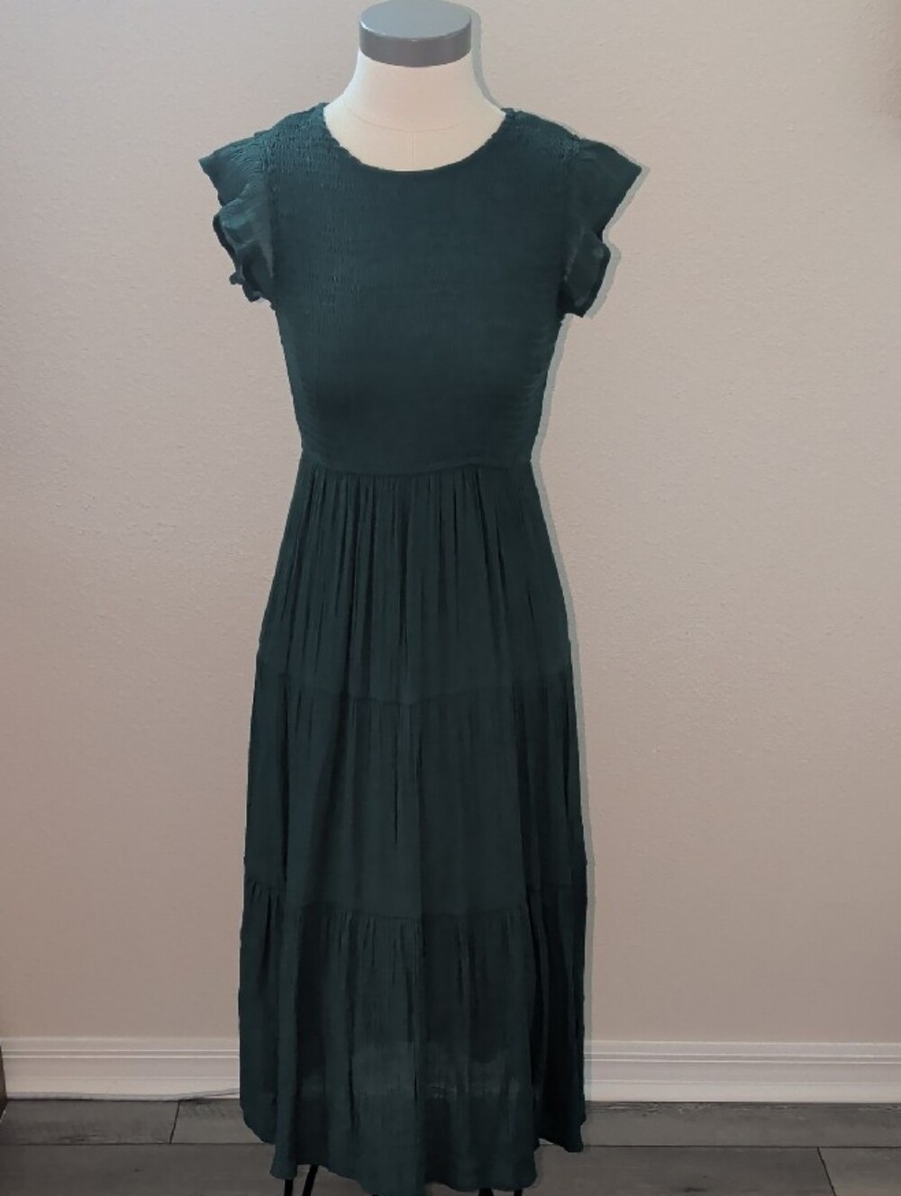 Women’s Hunter Green Smocked Bodice Tiered Maxi Dress
